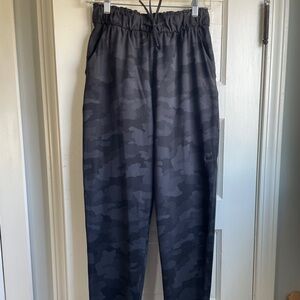 lululemon Stretch HR Straight Leg